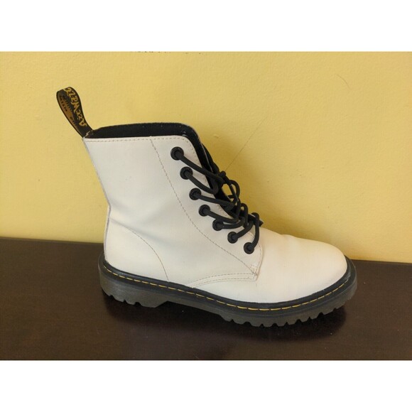 Dr. Martens Women's Combat Boots White AW004 Luana Lace Up Air Wair Size 8 Nice - Picture 7 of 14